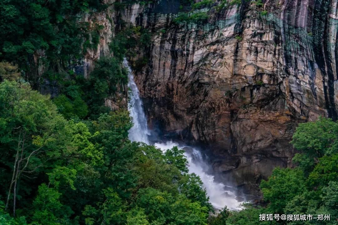 巨龙湖欢乐冬捕节启幕